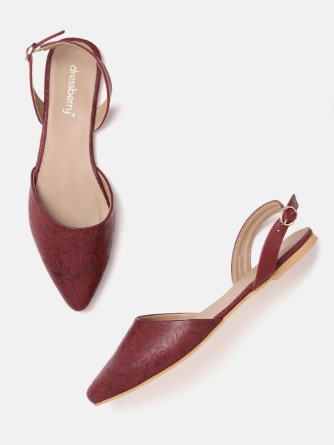 

DressBerry Women Maroon Textured Flats