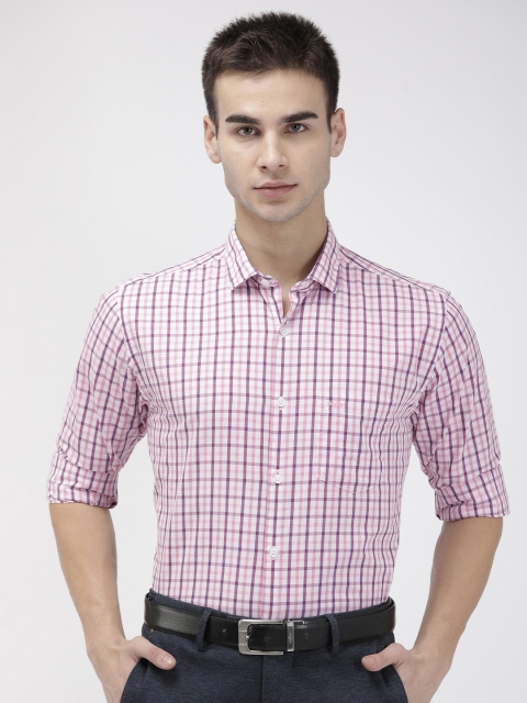 

Park Avenue Men White & Pink Slim Fit Checked Smart Casual Shirt