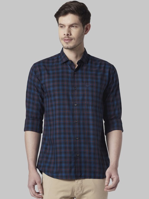 

Park Avenue Men Blue & Red Slim Fit Checked Casual Shirt