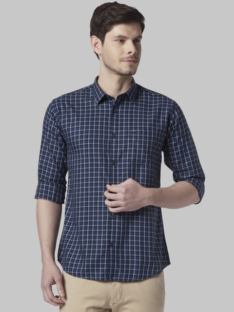 

Park Avenue Men Blue & White Slim Fit Checked Casual Shirt
