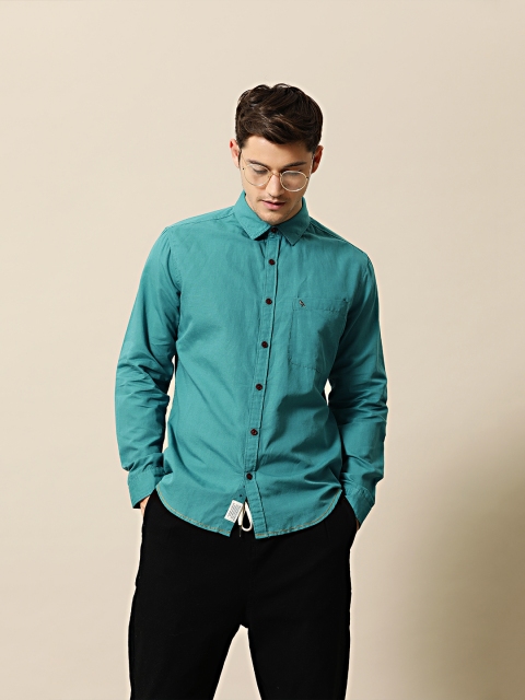

Mr Bowerbird Men Turquoise Blue Tailored Fit Solid Casual Shirt