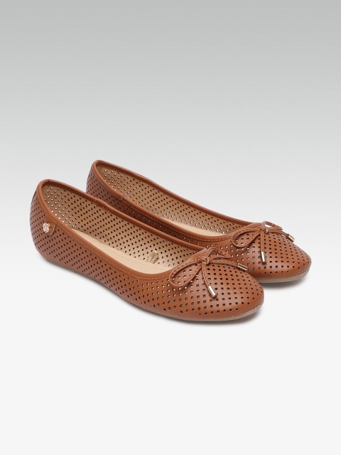 

Carlton London Women Brown Solid Ballerinas
