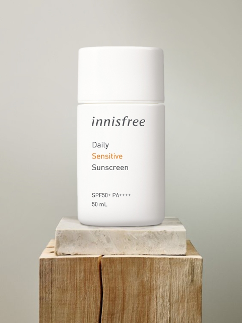 

Innisfree Unisex SPF50 Daily Sensitive Sunscreen 50 ml, White