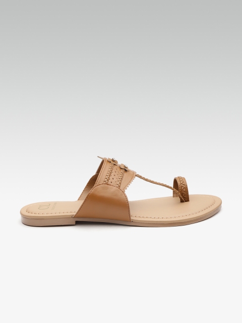 

Carlton London Women Tan Brown Woven Design One Toe Flats