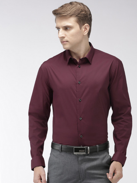 

Celio Men Burgundy Slim Fit Solid Formal Shirt