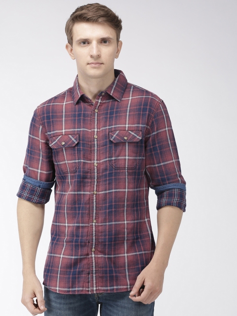 Men Navy Blue & Maroon Slim Fit Checked Casual Shirt