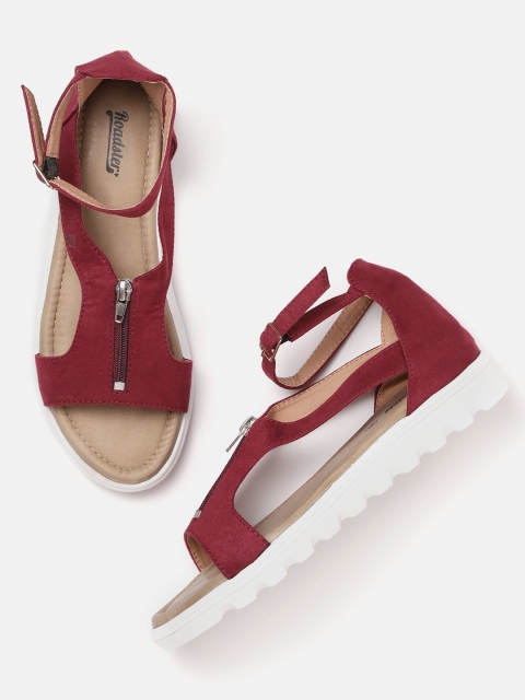 

Roadster Women Maroon Solid Mid-Top Open Toe Flats