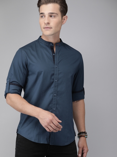 

Roadster Men Teal Blue Regular Fit Solid Casual Shirt