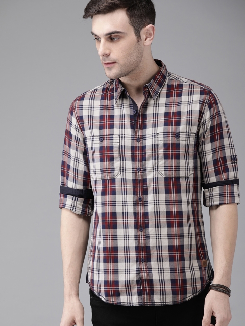 

Roadster Men Navy Blue & Maroon Regular Fit Checked Casual Shirt