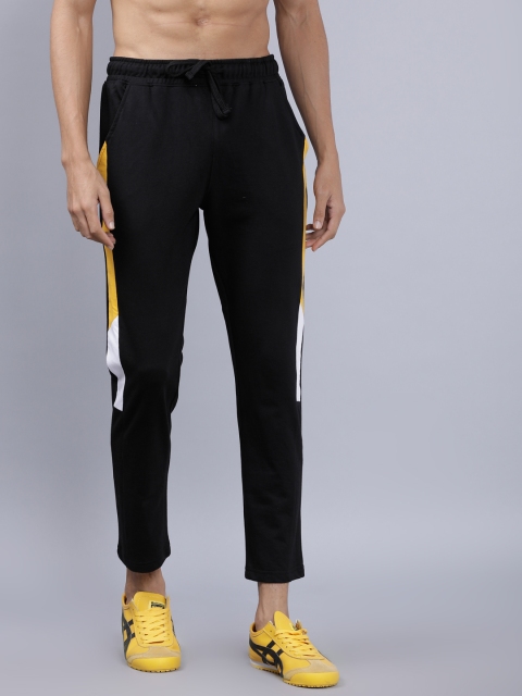

HIGHLANDER Men Black Solid Slim-Fit Track Pants