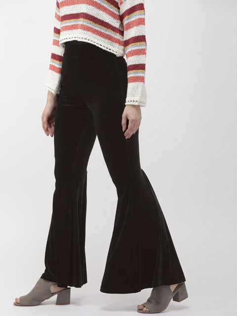 

FOREVER 21 Women Black Regular Fit Solid Parallel Trousers