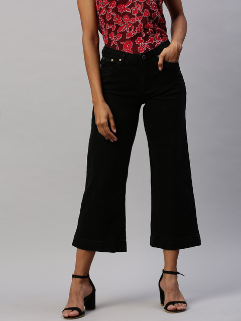 

Chemistry Women Black Flared Mid-Rise Clean Look Stretchable Cropped Jeans