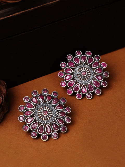 

Rubans Silver-Toned & Red Oxidised Classic Studs