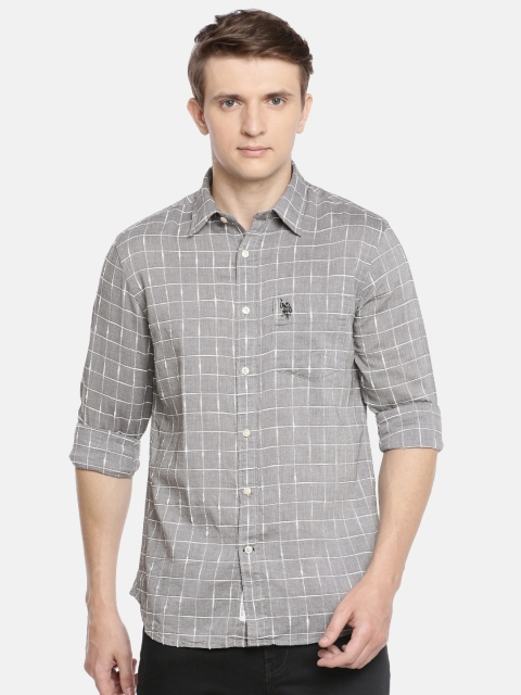 

U.S. Polo Assn. Men Grey & White Tailored Fit Checked Casual Shirt