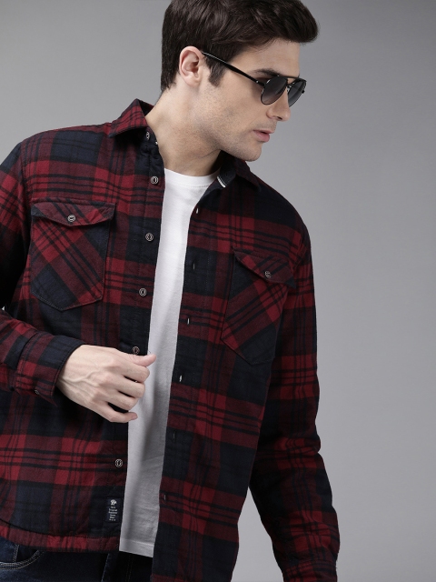 

Roadster Men Maroon & Navy Blue Checked Padded Shacket