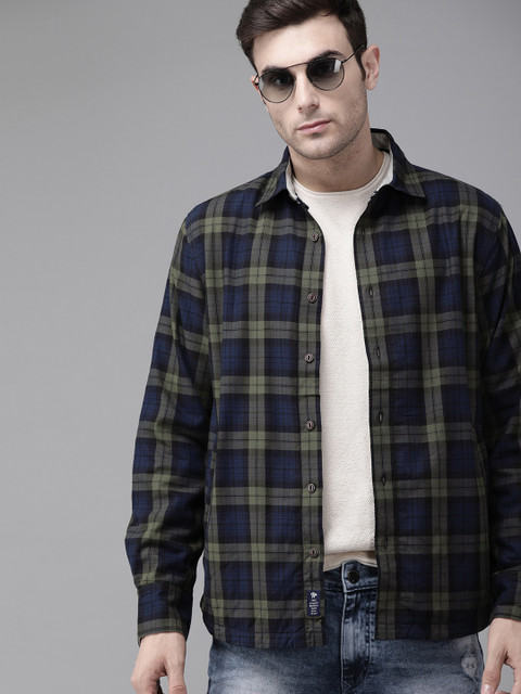 

The Roadster Lifestyle Co Men Navy Blue & Olive Green Checked Tailored Flannel Shacket
