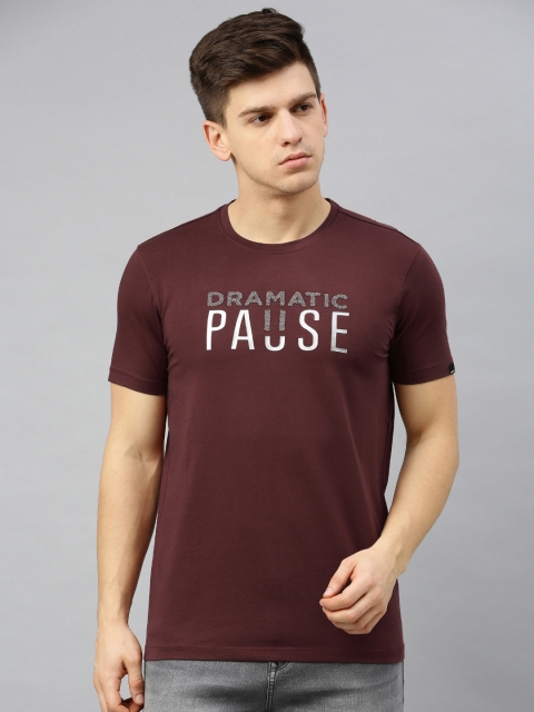 

SPYKAR Men Burgundy Printed Round Neck T-shirt