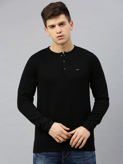 

SPYKAR Men Black Solid Henley Neck T-shirt