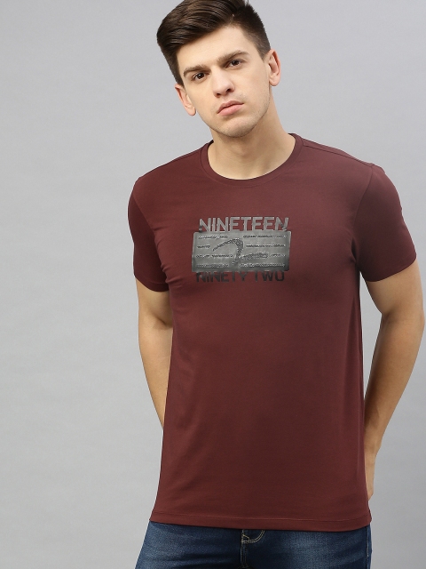 

SPYKAR Men Maroon Printed Round Neck T-shirt