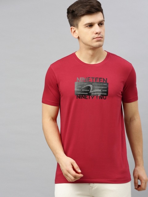 

SPYKAR Men Red Printed Round Neck T-shirt