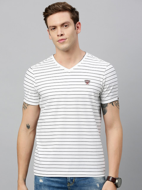 

SPYKAR Men White & Black Slim Fit Striped V-Neck T-shirt