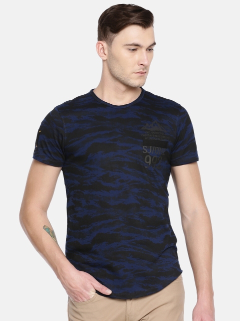 

SPYKAR Men Blue Black Printed Round Neck Pure Cotton T-shirt