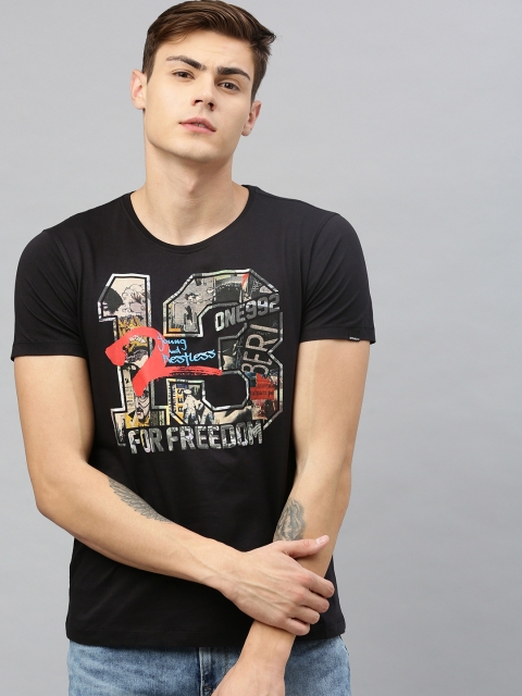 

SPYKAR Men Black Printed Round Neck T-shirt