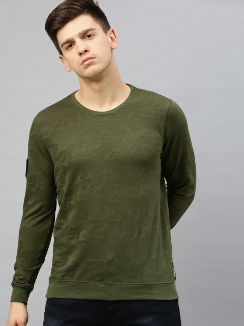 

SPYKAR Men Olive Green Camouflage Printed Round Neck T-shirt with Applique