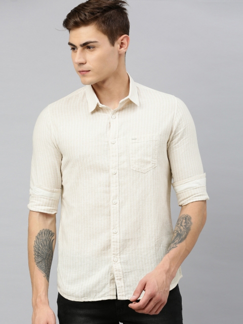 

SPYKAR Men Beige & White Slim Fit Striped Casual Shirt