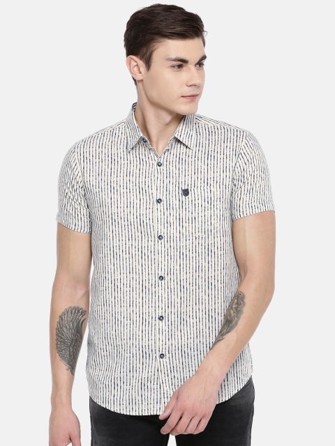 

SPYKAR Men Off-White & Navy Blue Slim Fit Printed Casual Shirt