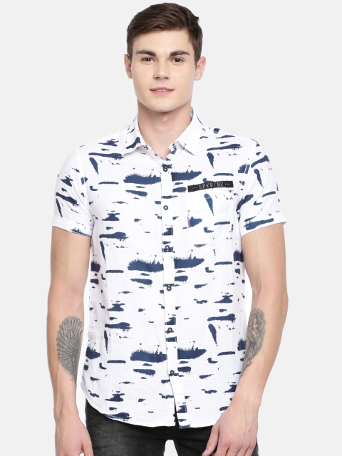 

SPYKAR Men White & Navy Blue Slim Fit Printed Casual Shirt