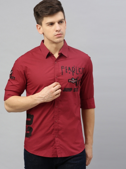 

SPYKAR Men Red Slim Fit Printed Casual Shirt