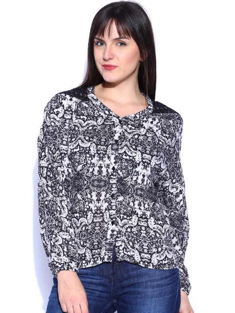 

SF Jeans by Pantaloons Black & White Printed Top