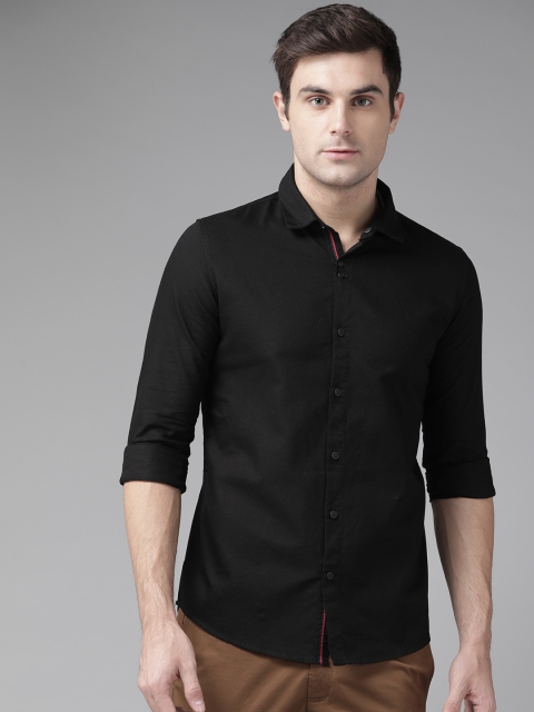 

SPYKAR Men Black Solid Casual Shirt