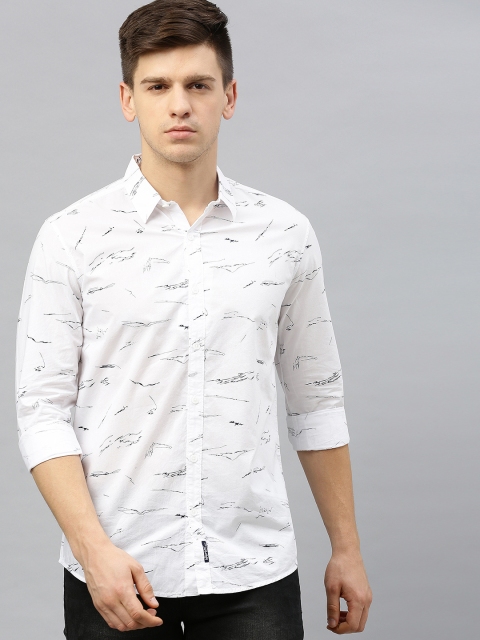 

SPYKAR Men White Slim Fit Printed Casual Shirt