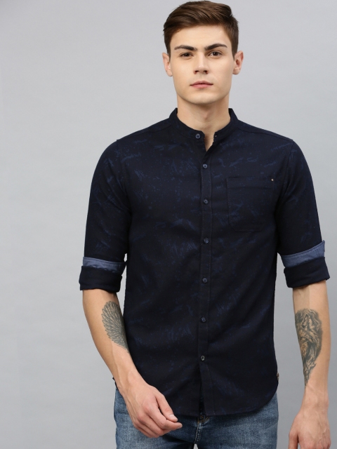 

SPYKAR Men Navy Blue Slim Fit Printed Casual Shirt