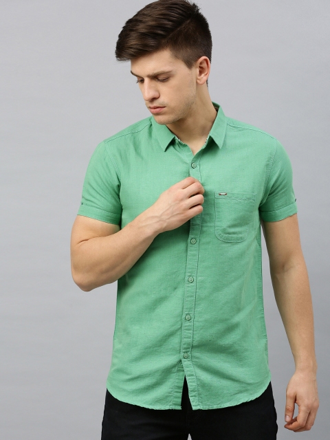 

SPYKAR Men Green Slim Fit Solid Casual Linen Shirt