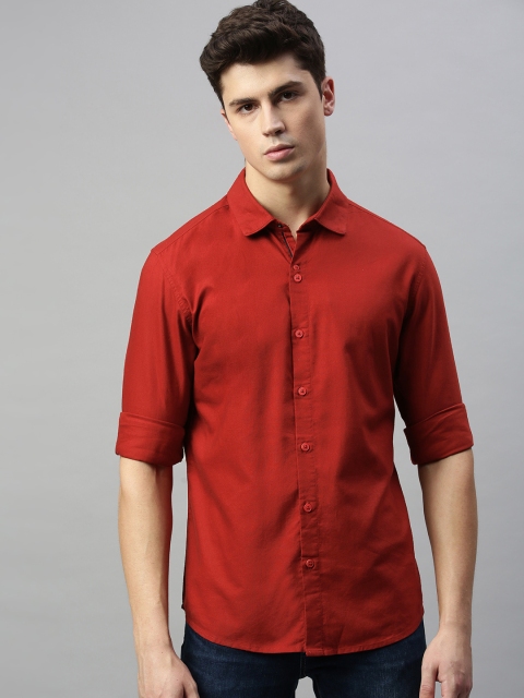 

SPYKAR Men Rust Red Slim Fit Solid Casual Shirt