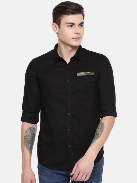 

SPYKAR Men Black Solid Slim Fit Casual Shirt