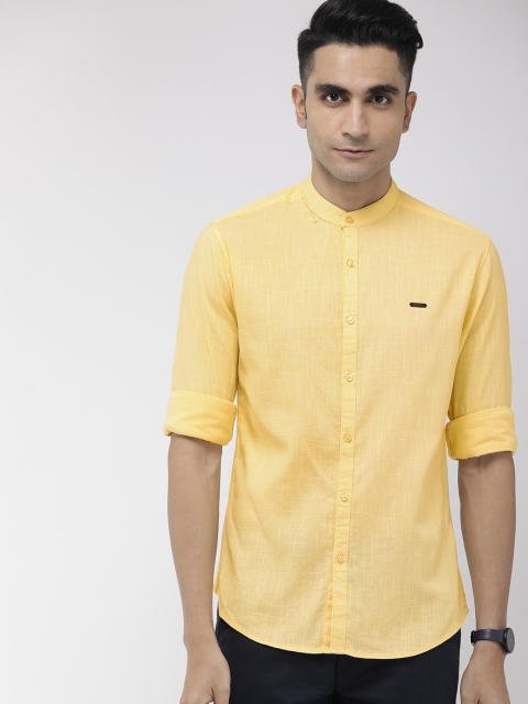 

The Indian Garage Co Men Yellow Slim Fit Solid Casual Shirt