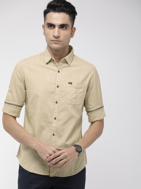

The Indian Garage Co Men Beige Slim Fit Solid Casual Shirt