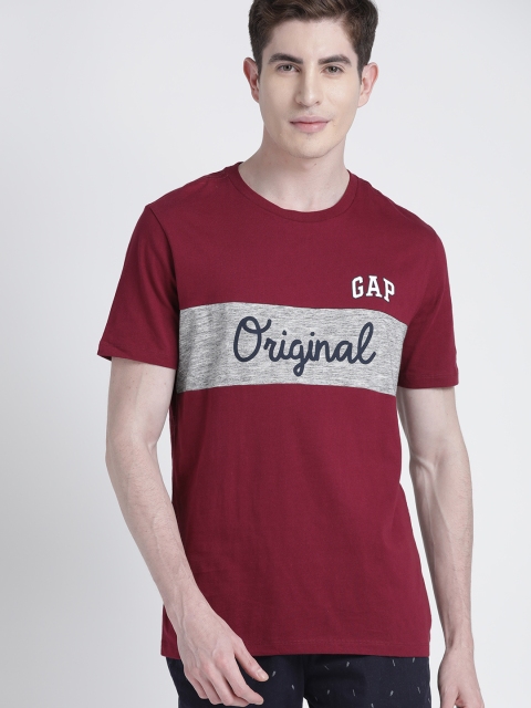 

GAP Men's Logo T-Shirt, Maroon