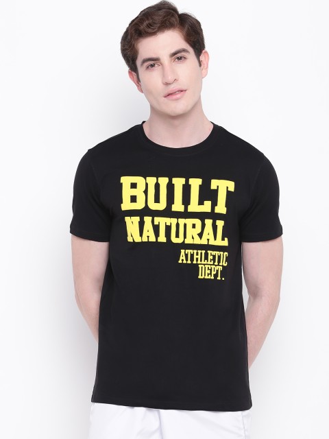 

BUILT NATURAL Men Black & Yellow Embossed Print Training T-shirt
