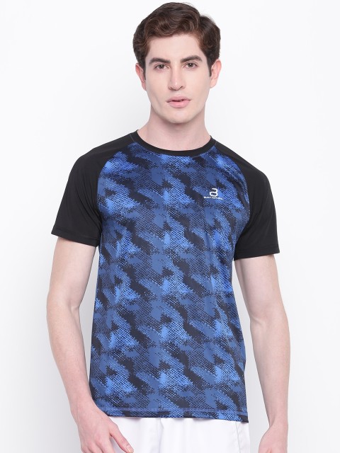 

BUILT NATURAL Men Blue & Black Printed Round Neck Slim Fit Training T-shirt