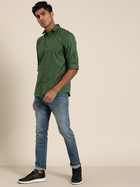 

INVICTUS Men Olive Green Slim Fit Solid Casual Shirt