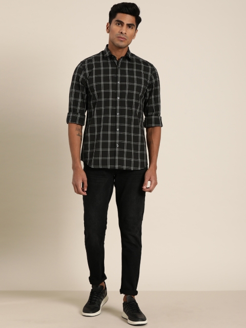 

INVICTUS Men Black & White Slim Fit Supima Cotton Checked Casual Shirt