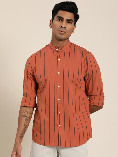

INVICTUS Men Rust Brown & Black Slim Fit Striped Casual Shirt