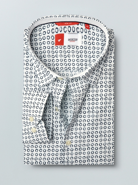 

INVICTUS Men White & Navy Blue Slim Fit Printed Smart Casual Shirt