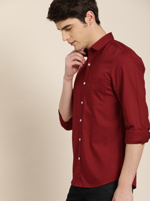 

INVICTUS Sport Men Red Slim Fit Solid Casual Shirt