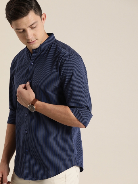 

INVICTUS Men Navy Blue & Black Slim Fit Striped Formal Shirt